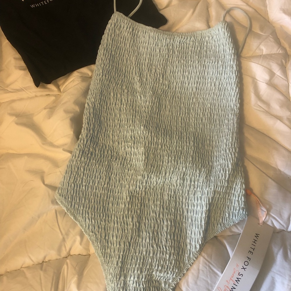 White Fox Sarah’s Day One Piece Bathing Suit/SwimSuit Sz M